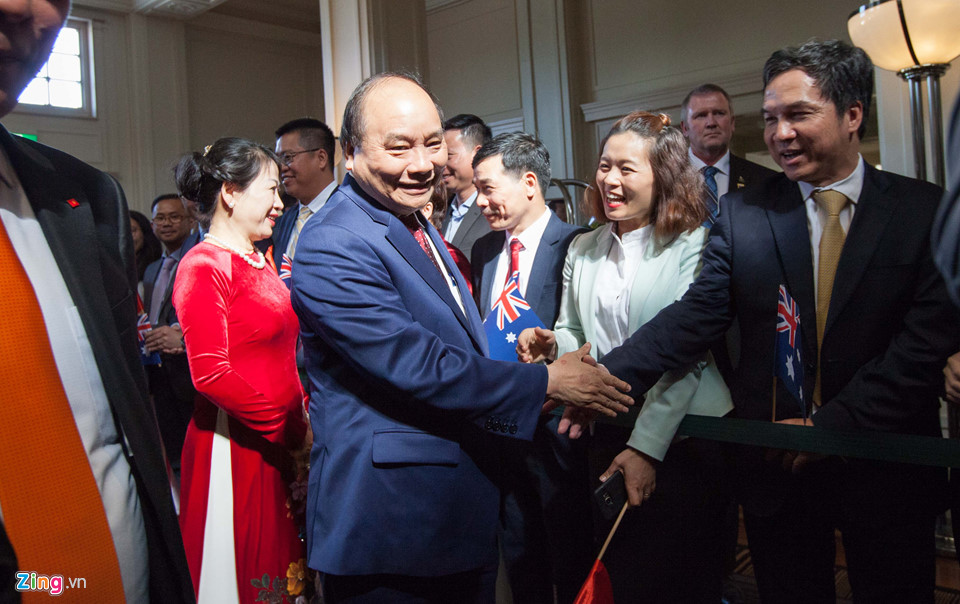 Thủ tướng tới Canberra, chính thức thăm Australia